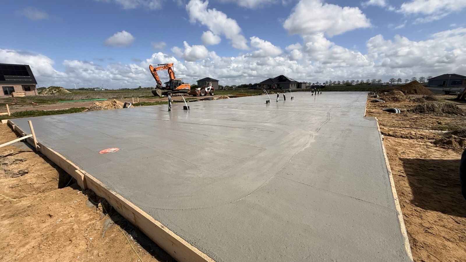 Betonarbeiten: Fundamente & Bodenplatten – Tülü Bau Maurermeisterbetrieb